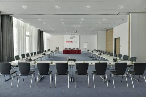 IntercityHotel Berlin Hauptbahnhof — photo 8