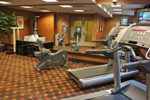 Hampton Inn Majestic Chicago Theatre District — photo 9