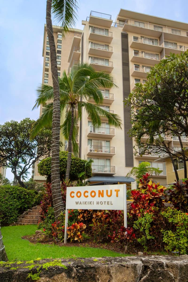 Coconut Waikiki Hotel — building