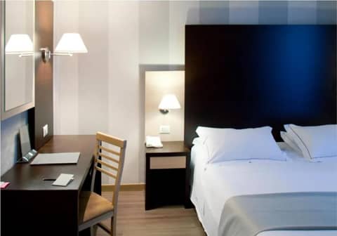 c-hotels Club — hotel room