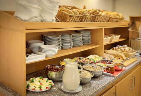 Hotel Golden City Garni — photo 8