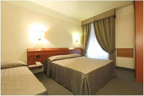 Hotel Arcadia — hotel room
