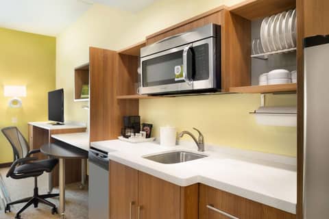 Home2 Suites by Hilton Charlotte Airport — photo 8