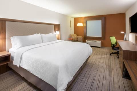 Holiday Inn Express & Suites - Las Vegas - E Tropicana by IHG — photo 6