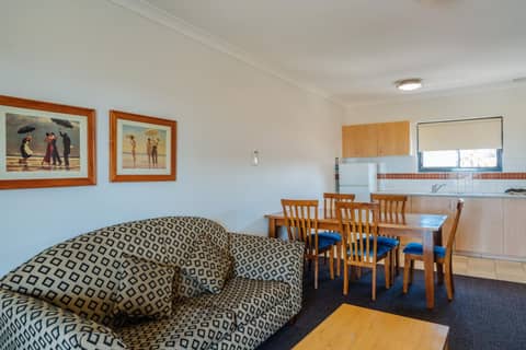 Canning Bridge Auto Lodge — photo 7