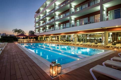 Areias Village Beach Suite Hotel — photo 9