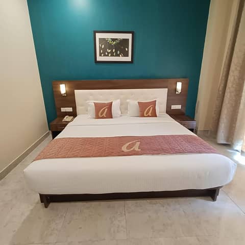 ASTRA HOTELS & SUITES WHITEFIELD NEAR NALLURAHALLI METRO STATION and KTPO — hotel room
