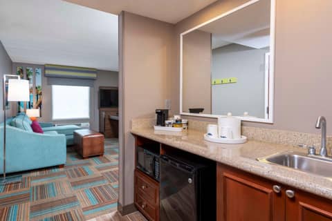 Hampton Inn & Suites Fort Myers-Colonial Boulevard — photo 6