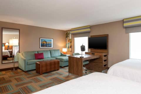 Hampton Inn & Suites Fort Myers-Colonial Boulevard — photo 7