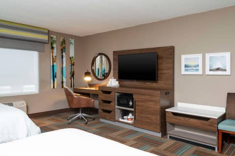 Hampton Inn & Suites Fort Myers-Colonial Boulevard — photo 8