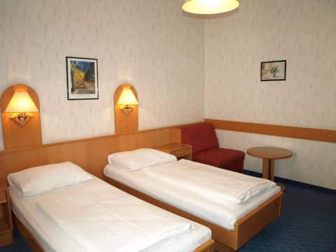 Hotel Admiral — hotel room