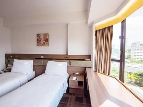 Travelodge Kowloon — photo 9