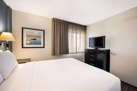 Sonesta Simply Suites Dallas Galleria — photo 6