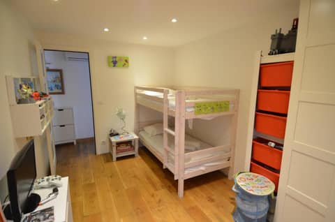 Appartement 6 personnes avec Terrasse et Jacuzzi plein cœur centre-ville quartier du Port de Nice — photo 6