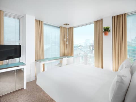 St Martins Lane London — hotel room