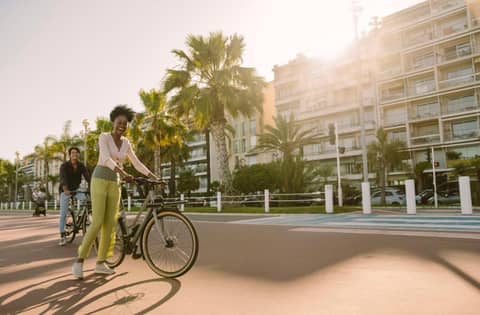 Radisson Blu Hotel Nice — activities & amenities