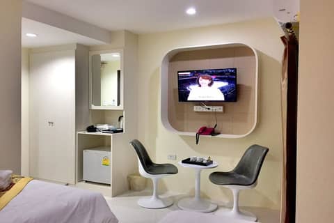 Top High Airport Link Hotel Bangkok — photo 4
