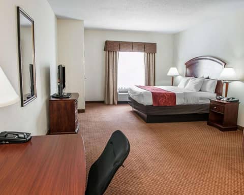 Comfort Suites near Indianapolis Airport — photo 4