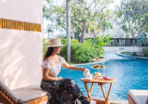 Sheraton Hua Hin Resort & Spa — human