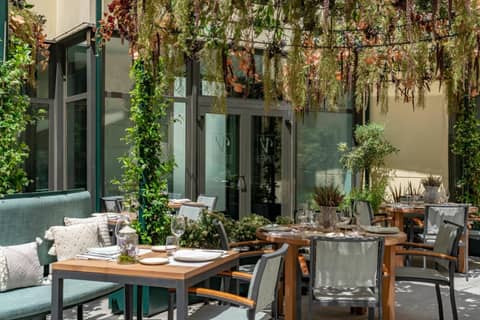 Vincci Soho — dining