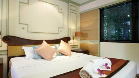 Majestic Suites Hotel — hotel room