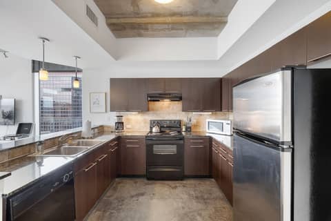 Kasa 2nd Street Austin — kitchen