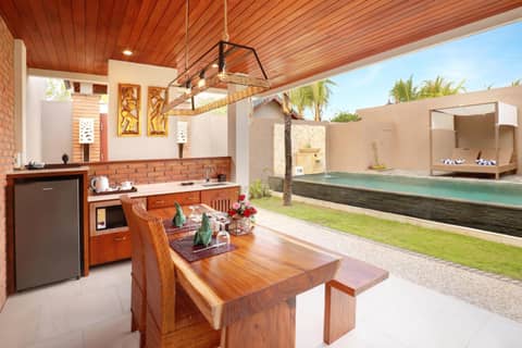 Lumbini Luxury Villas and Spa — kitchen