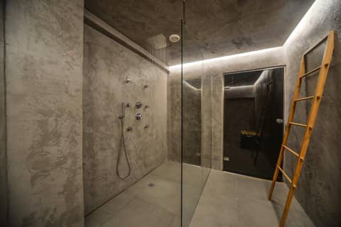 A.P. Acropolis View Apartments — bathroom