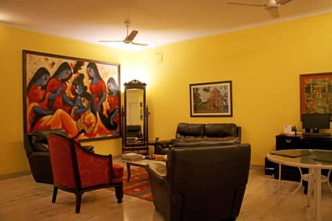 Colonel’s Retreat — lounge