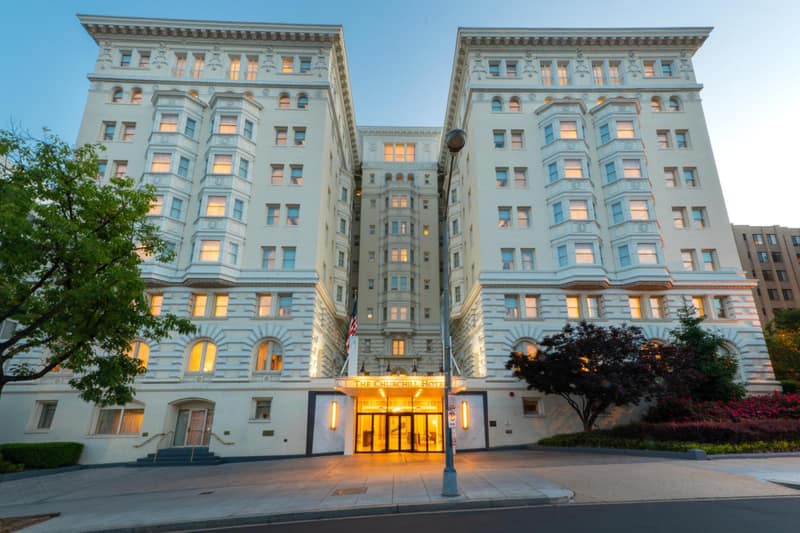The Churchill Hotel Near Embassy Row — building