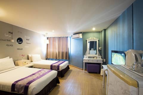 Sawasdee Siam, Pattaya — hotel room