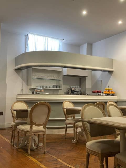 Hotel Lombardia — dining