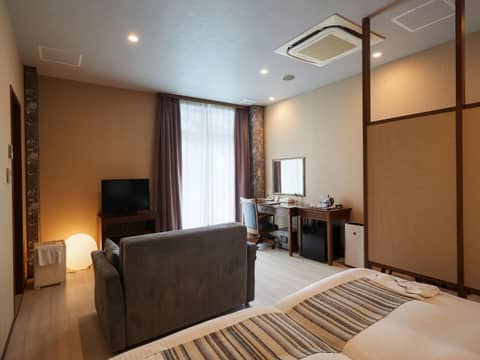 沖縄最高級最大 1250平方メートル 10 full Suite 大プール, 砂浜の傍,30ベッド155映画館 — photo 4