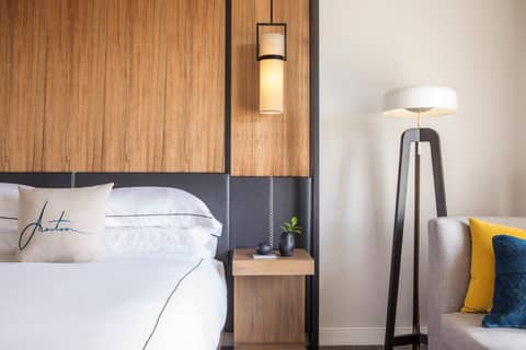 Kimpton Aertson Hotel by IHG — hotel room
