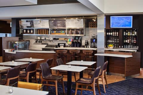 Courtyard by Marriott Memphis Airport — photo 4