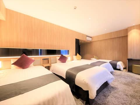 QuintessaHotel FukuokaTenjin Comic&Books — photo 8