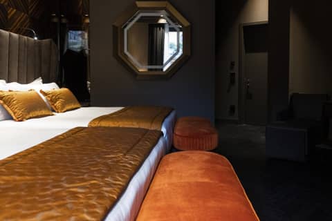 U-Visionary Roma Hotel — hotel room