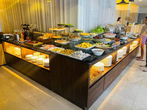 Liberty Hotel Saigon Greenview — photo 8
