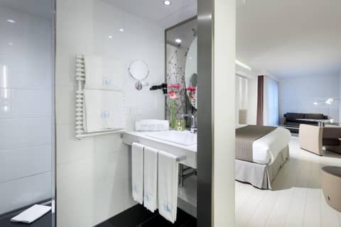 Eurostars Book Hotel — photo 9