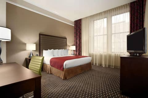 Embassy Suites Saint Louis - Downtown — photo 2