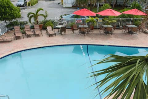 Collins Hotel — photo 2