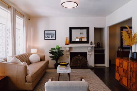 Villa Royale — hotel room