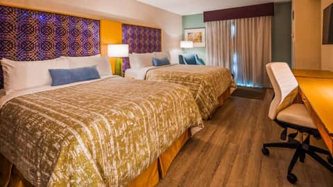 Best Western Premier Toronto Airport Carlingview Hotel — photo 8