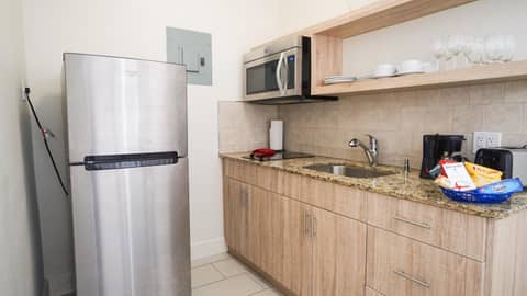 Soleado Hotel — kitchen