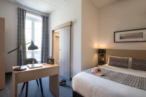 Saint Gothard Nice — hotel room