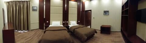 Grand Palace Hotel — hotel room