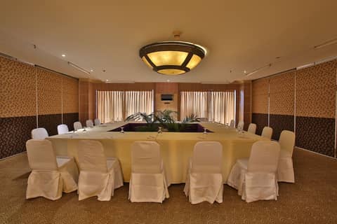 Crown Regency Suites & Residences - Mactan — photo 3