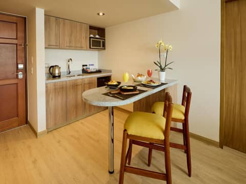 Estelar Apartamentos Bellavista — kitchen