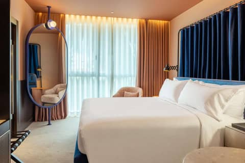 Cenica Porto Hotel Curio Collection By Hilton — hotel room
