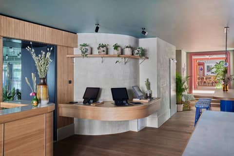 Schwan Locke — recepcion & lobby
